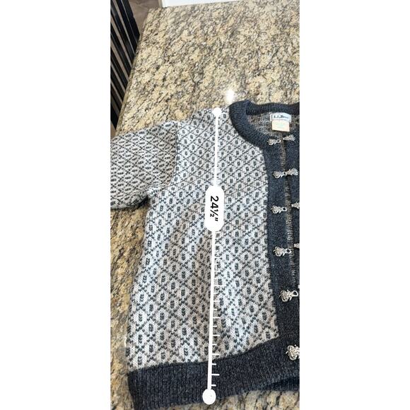 Vintage LL Bean Norway Wool Ladies Nordic Cardigan Sweater Gray Size Medium - Picture 9 of 11